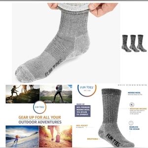 Nwt 3 Pair Merino Wool Fun Toes Kids Socks Cushioned Skiing Hiking Winter Snow